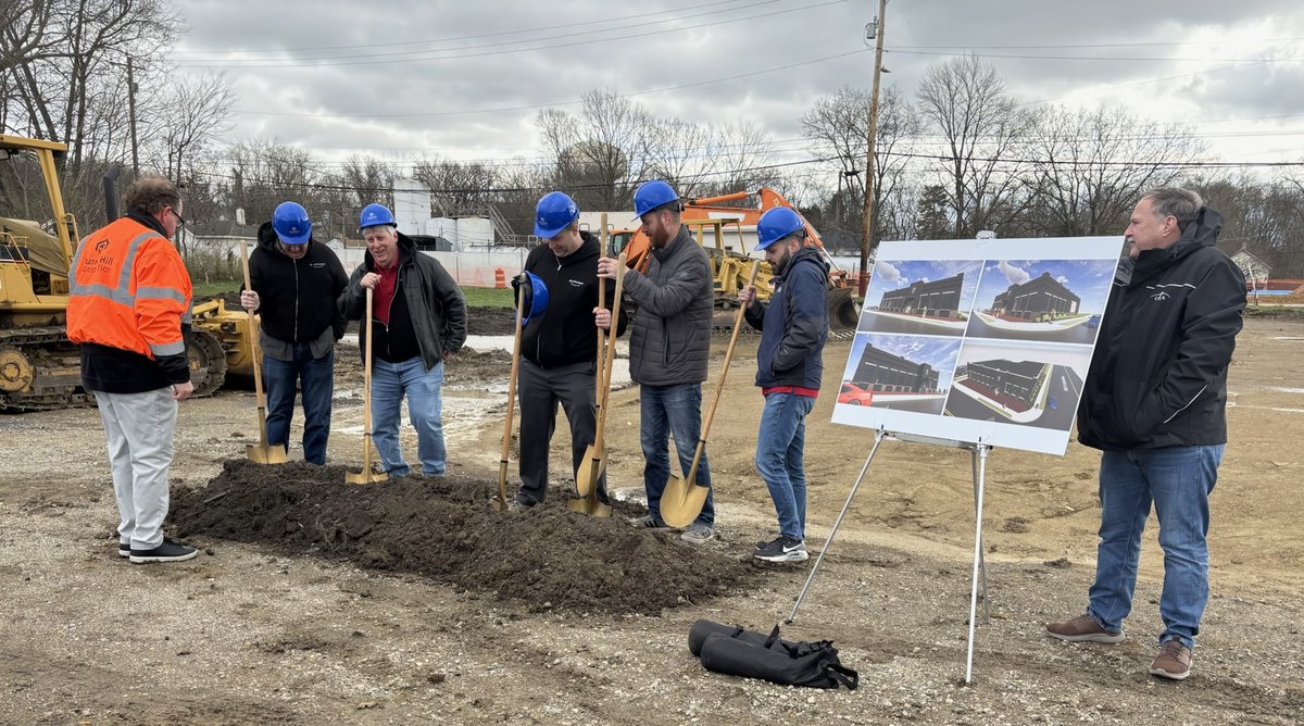 Congressman Greg Landsman tweet media