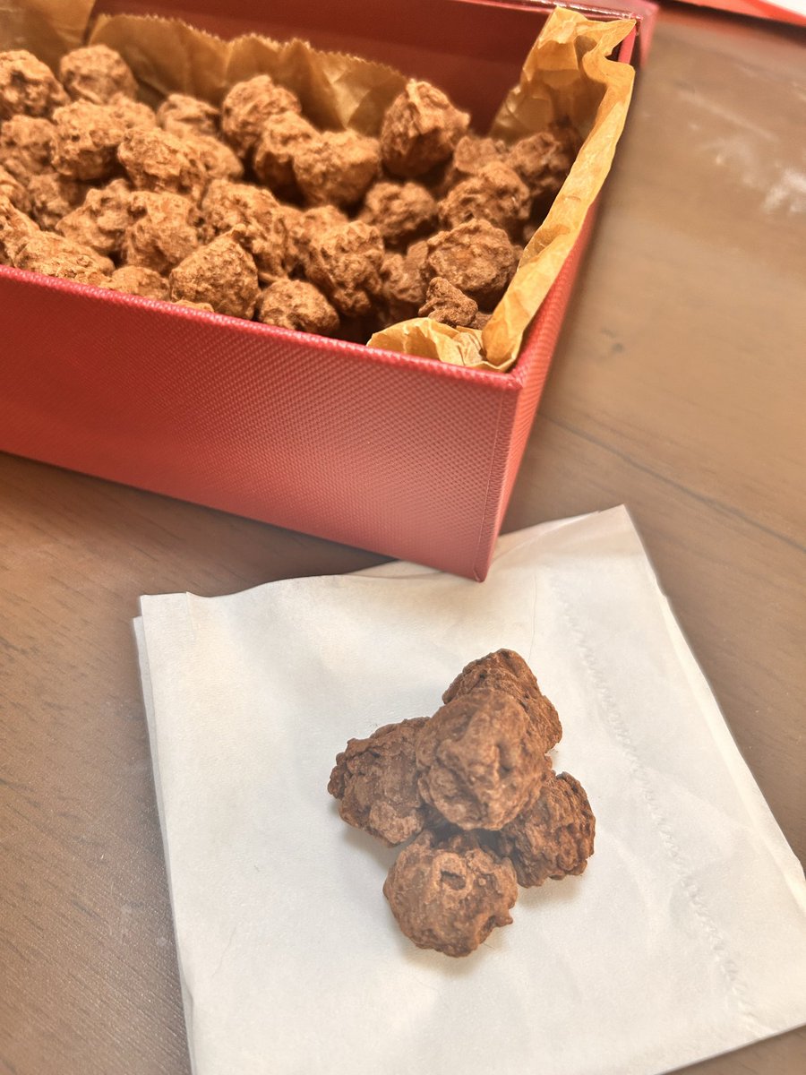 Sena__2005's tweet photo. ヘーゼルナッツチョコ作った🍫 https://t.co/PGyFkmvoII