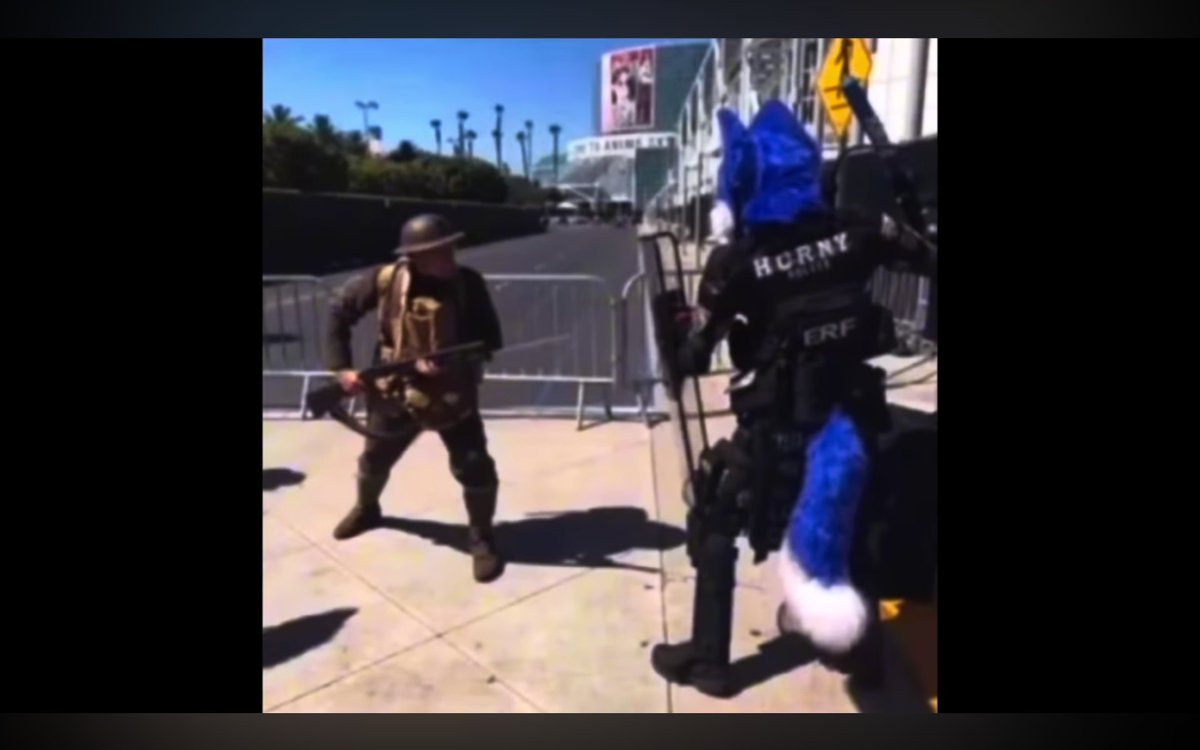 F14 tomcat tweet media