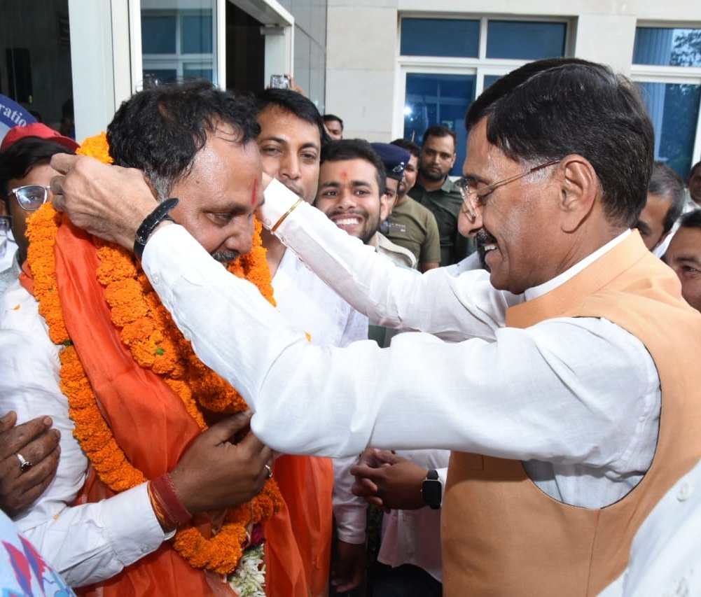 Sanjay Seth tweet media