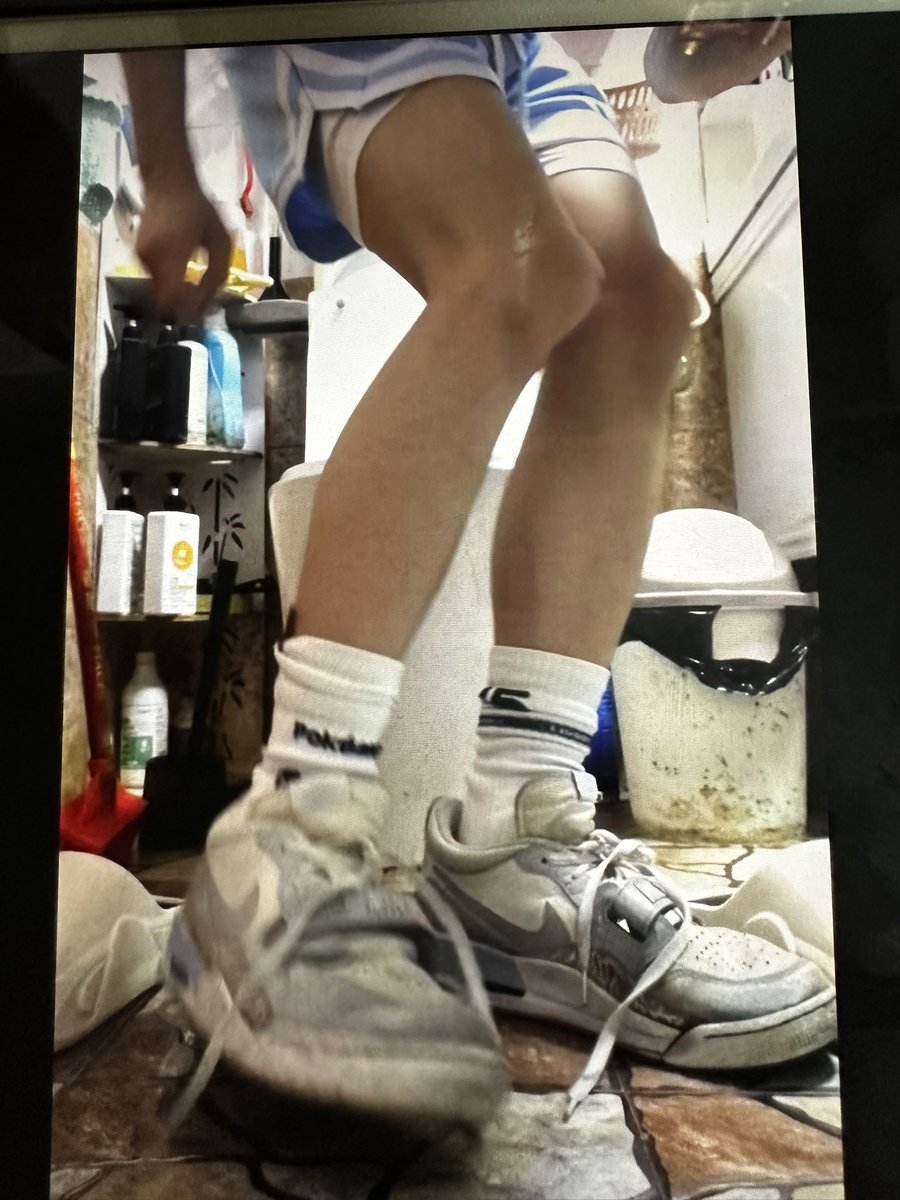 碰着神人了 视频便宜出了回回血 有蛇😭 +q 1476305013 #男高弟弟 #射鞋 #操鞋 #白袜 #白袜弟弟 #男高