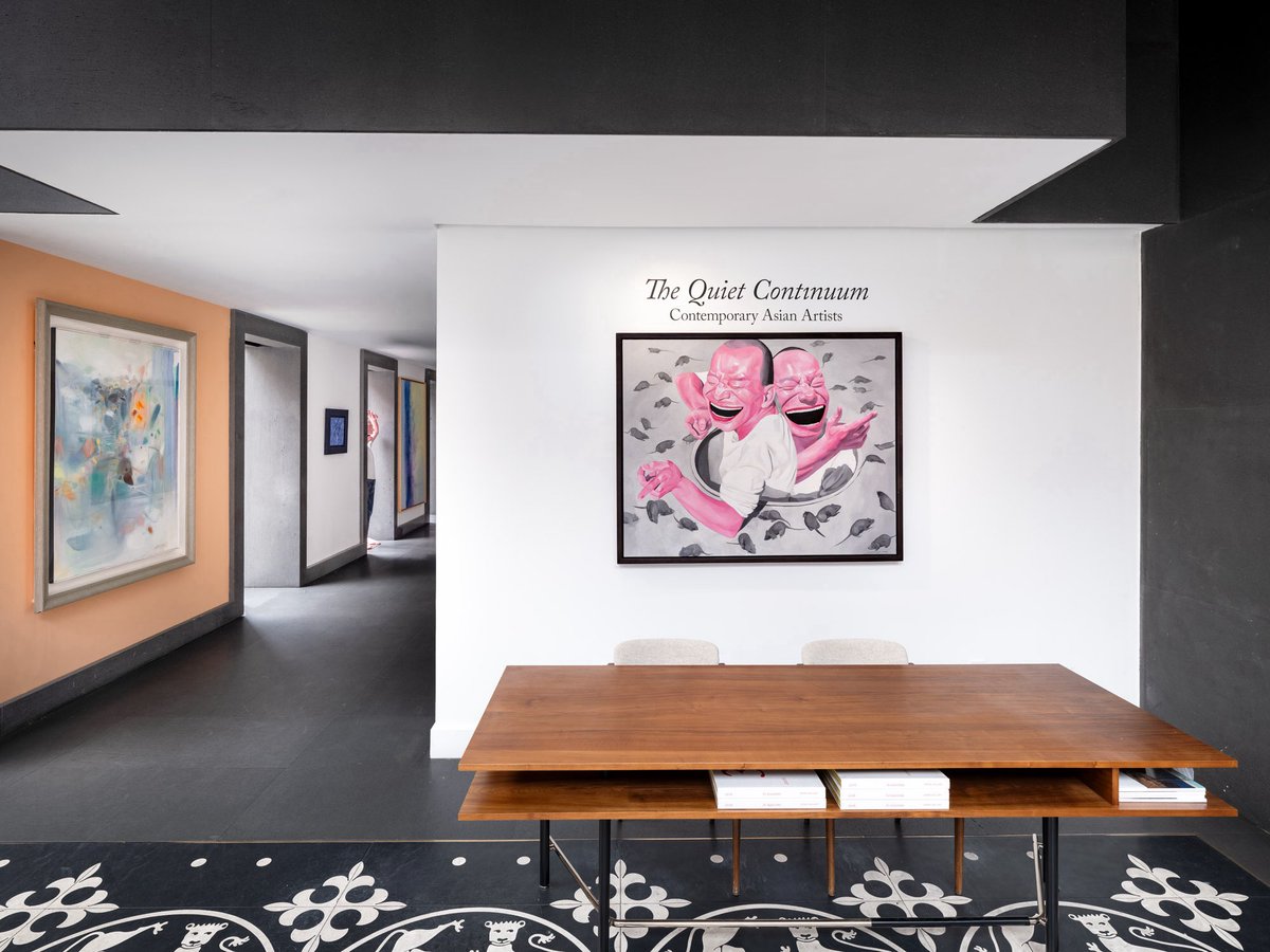 Opera Gallery tweet media