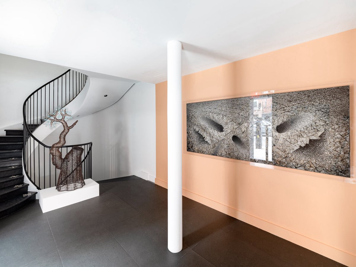 Opera Gallery tweet media