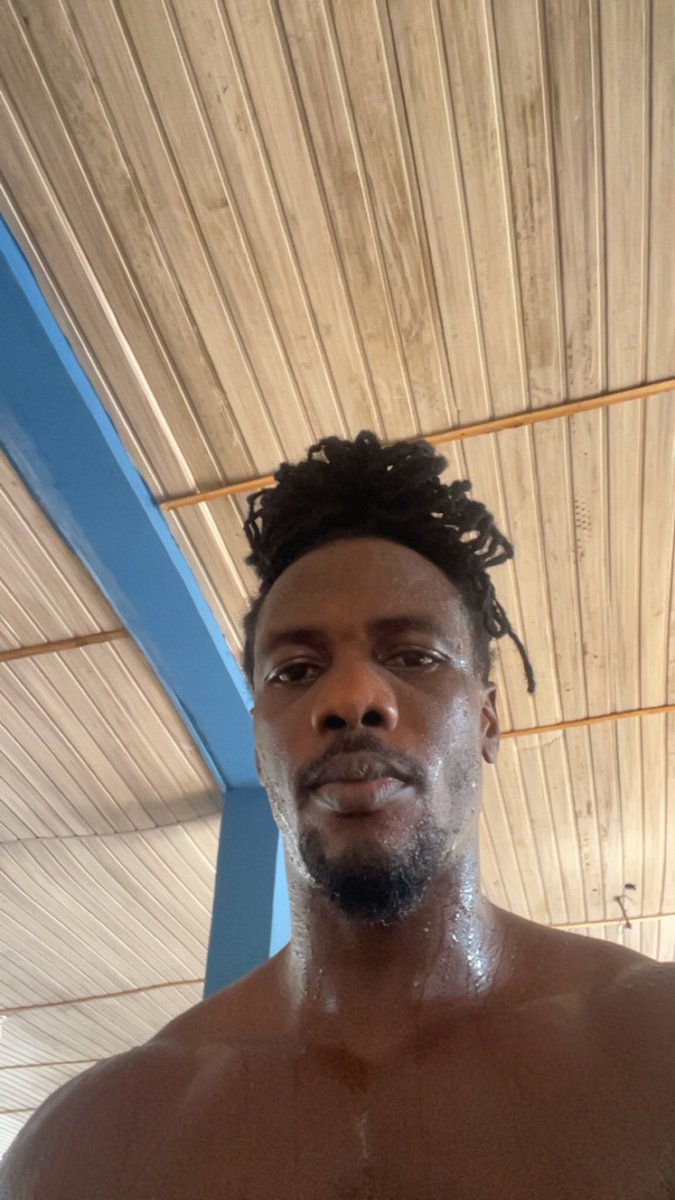 a meek thug tweet media