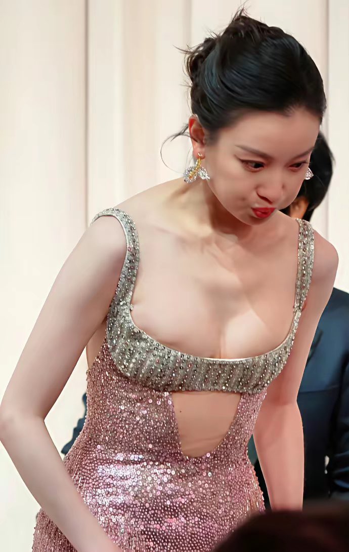 老A8集散地 tweet media