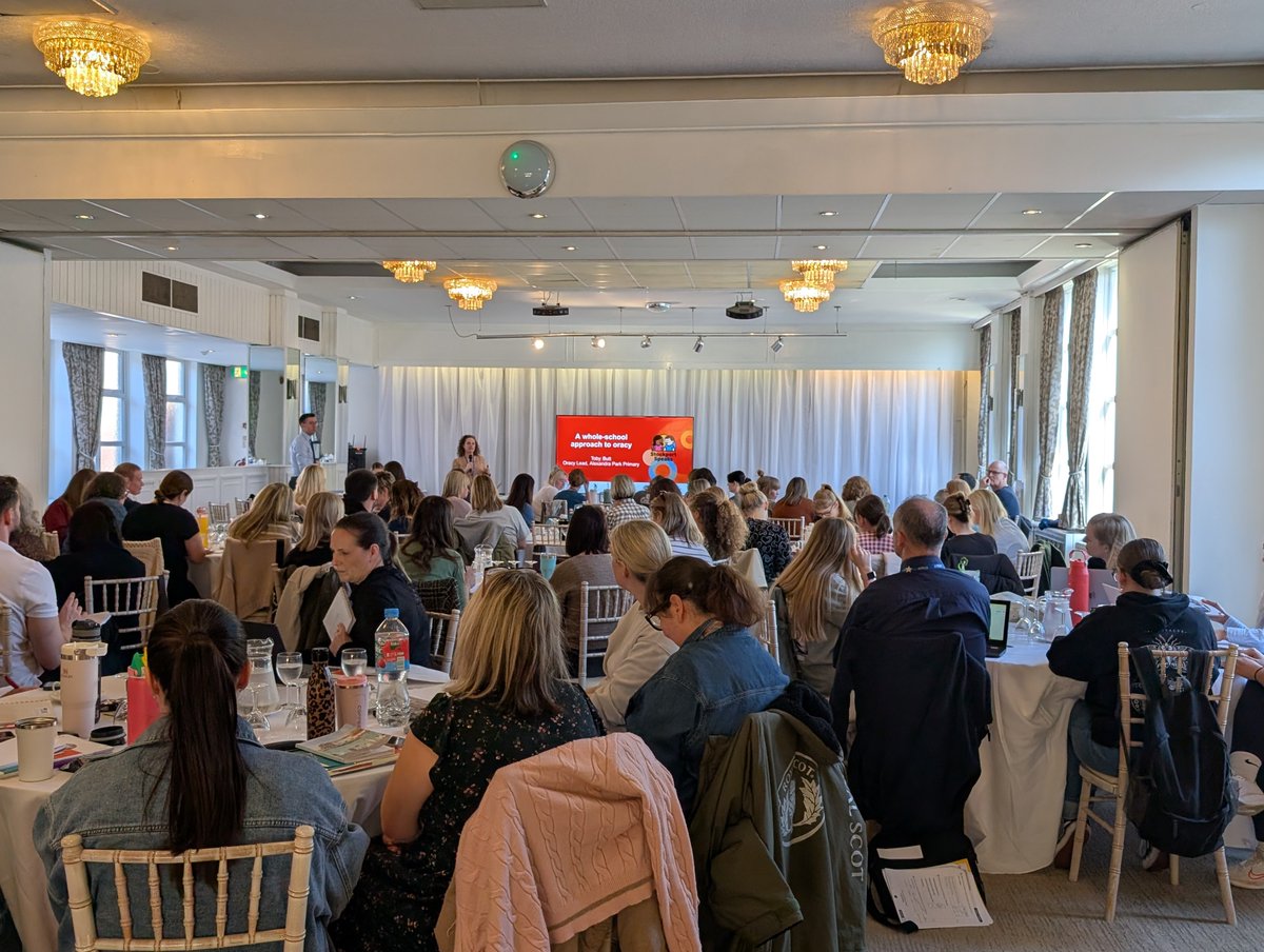 AlexParkRS's tweet photo. Today, 70+ colleagues from across Stockport came together for our third training day for Stockport Speaks.
Great to hear from Toby Butt (ELE Oracy Lead) and Tom Gadsby (Stockport LA), before finishing with a collaborative session.
#EEF #ResearchSchoolsNetwork #oracy https://t.co/dqqpdW9yfg
