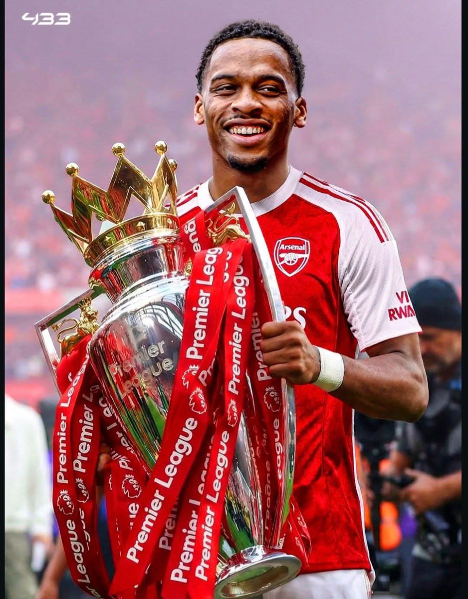 Mr. Arsenal tweet media