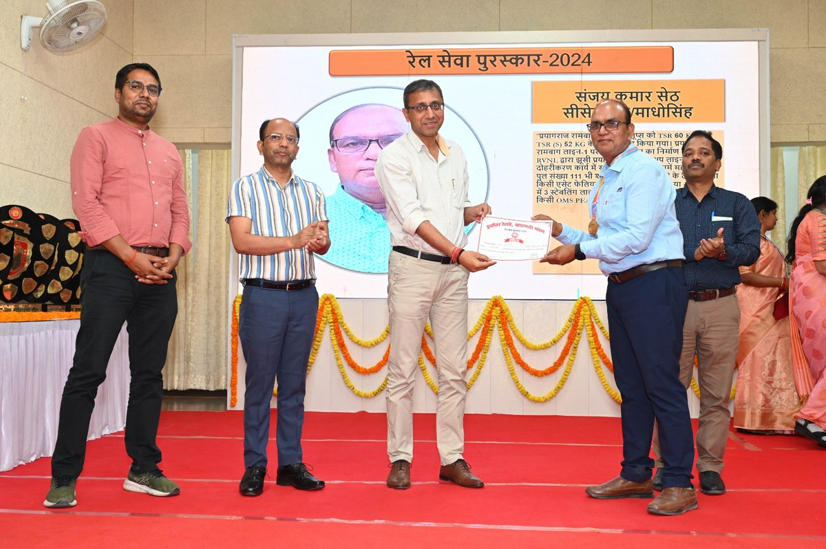 DRM Varanasi tweet media