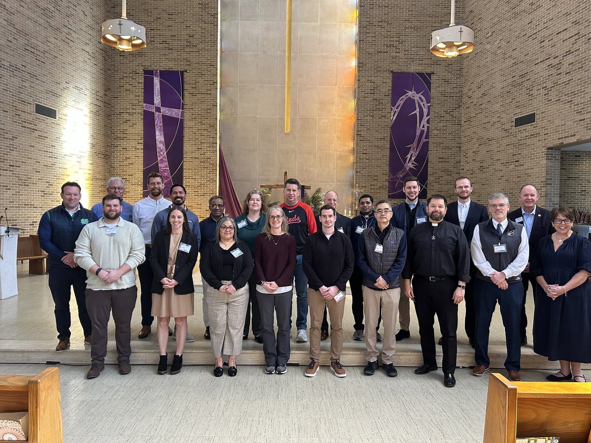 𝐍𝐨𝐭𝐫𝐞 𝐃𝐚𝐦𝐞 𝐂𝐨𝐥𝐥𝐞𝐠𝐞 𝐏𝐫𝐞𝐩 tweet media