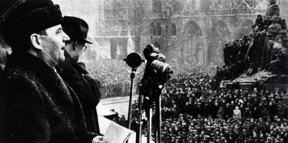 třídní-původ=KULAK🇮🇷 tweet media