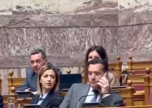 Σαδεντρέπεσαι tweet media