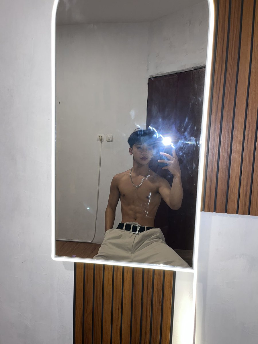 iJerry____'s tweet photo. P3luk dong sayan9 https://t.co/ue8LX3e9hX