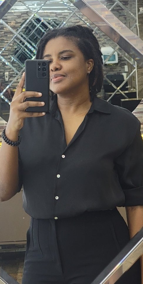 Poupaske tweet media