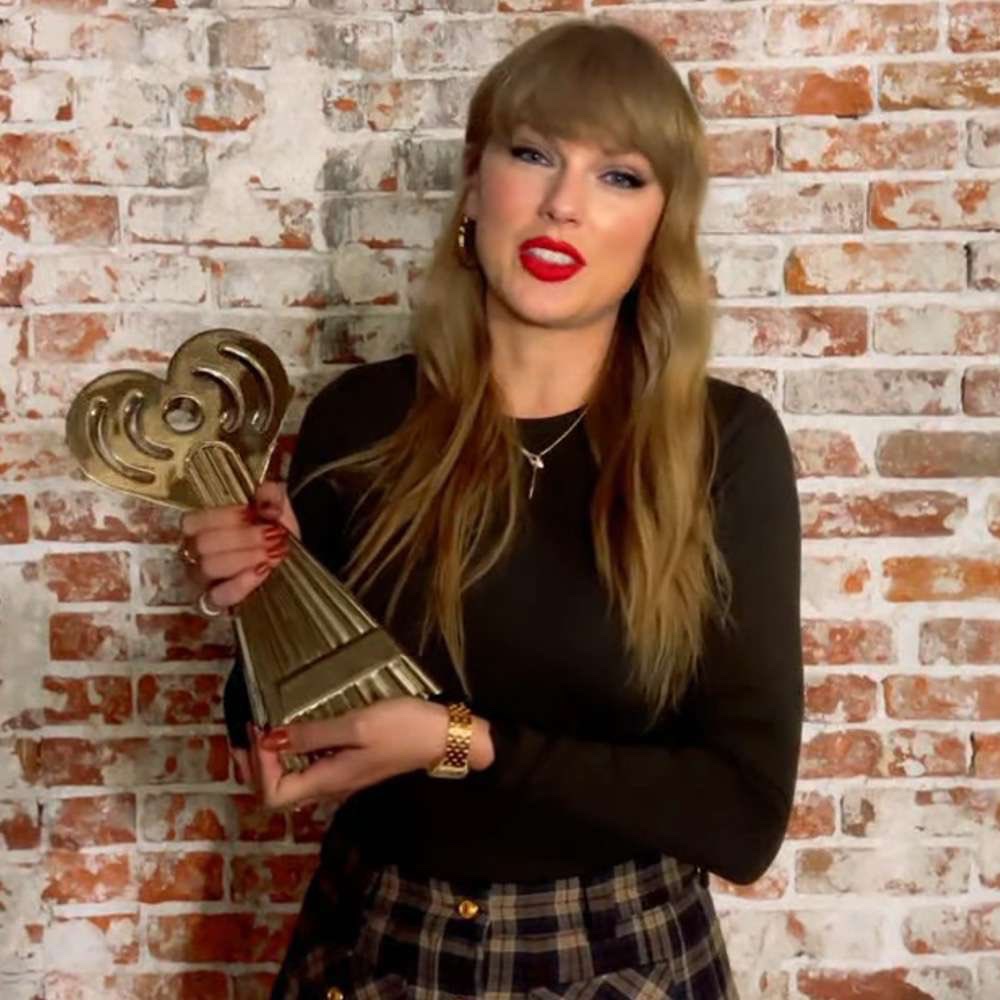 The Swift Society tweet media