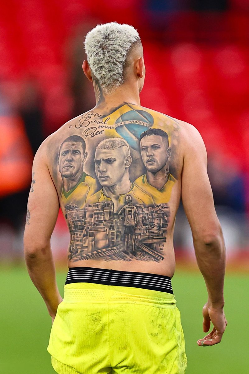 Vibes Foot tweet media