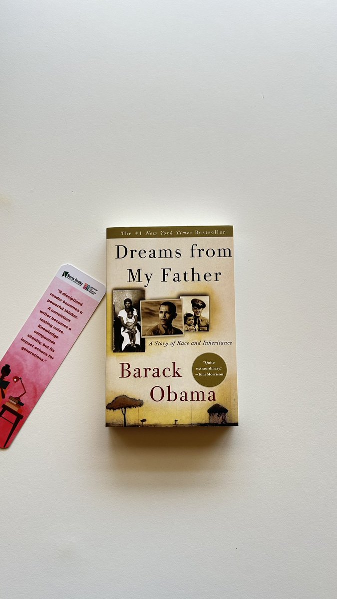 Nuria Books tweet media