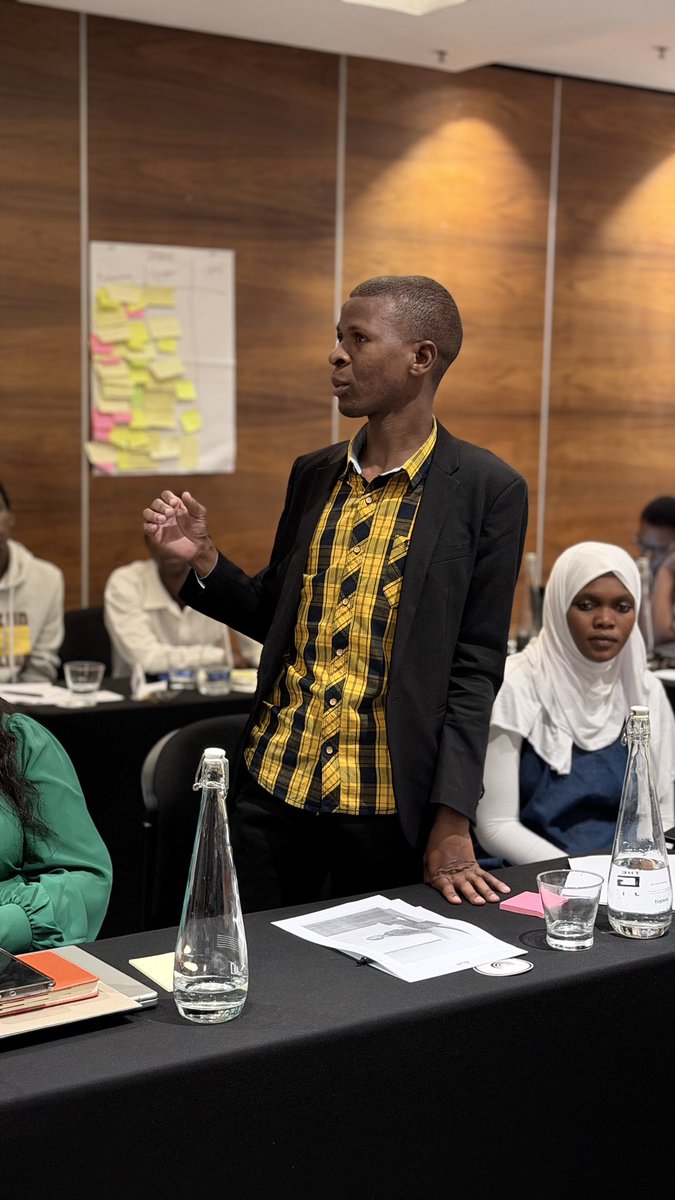 policy forum tweet media