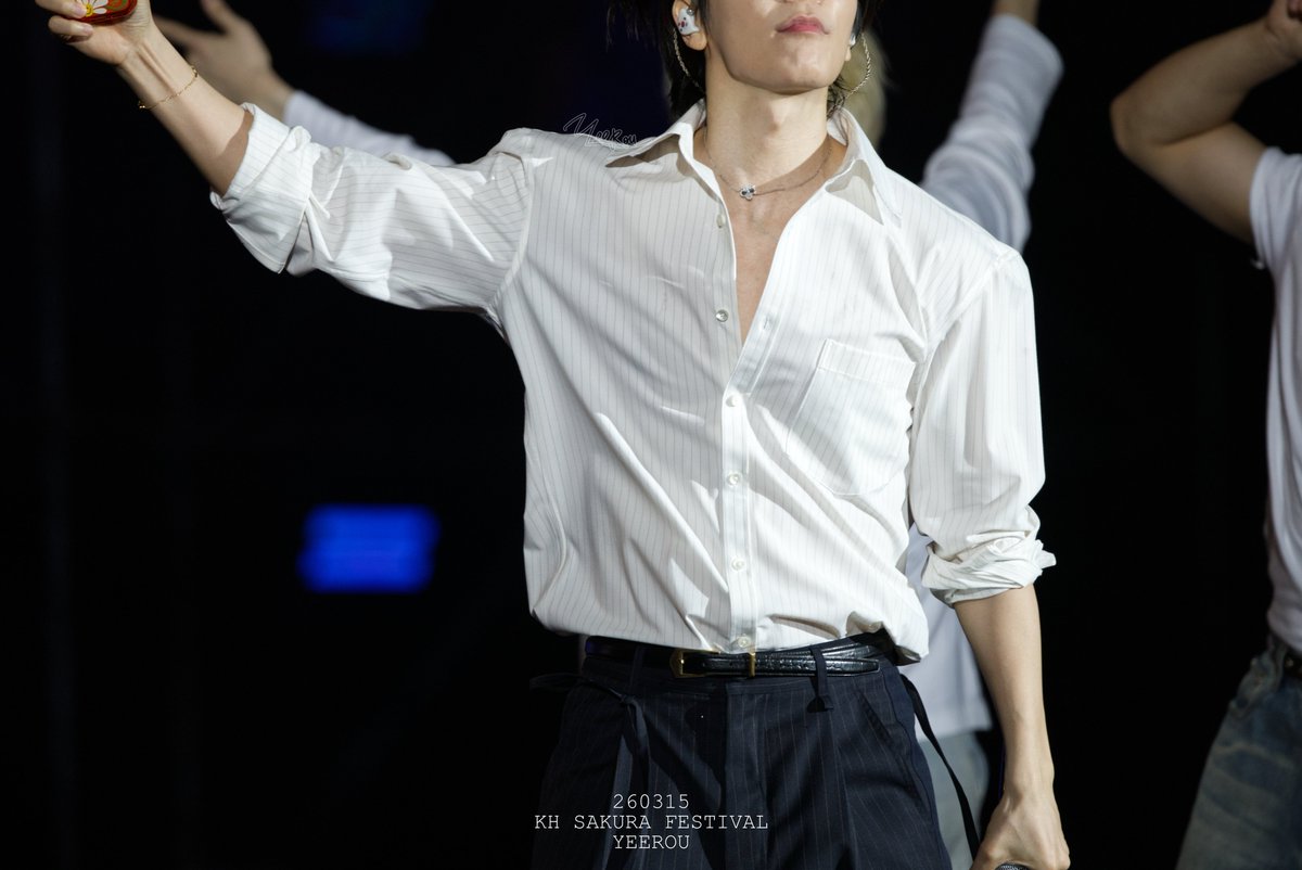 YEEROU💙 tweet media