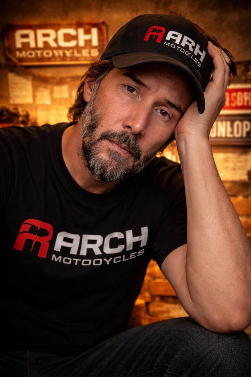 Keanu 〽️ tweet media