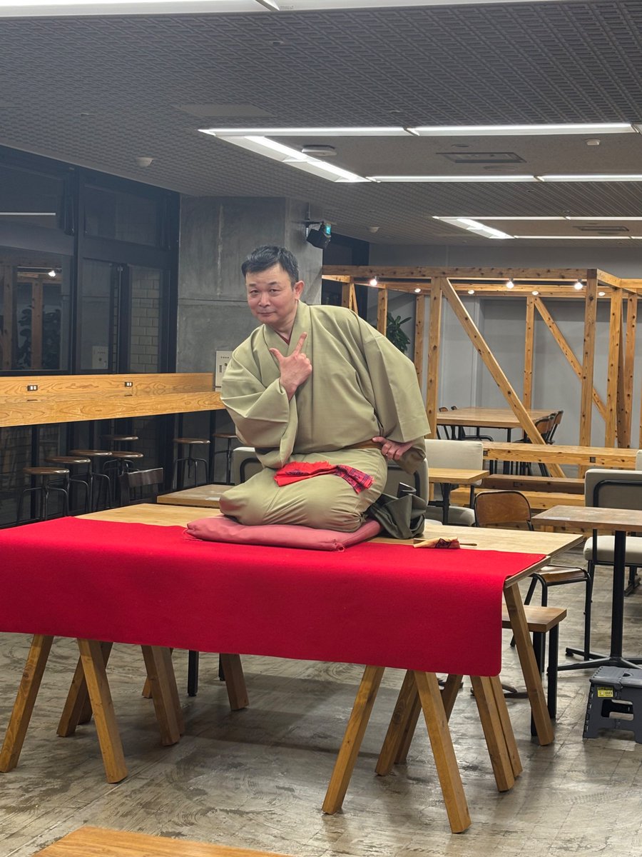 ninoichiyo2015's tweet image. 相撲場風景
堪忍袋
#SAGACHIKA
#stool coffee 
#笑福亭風喬