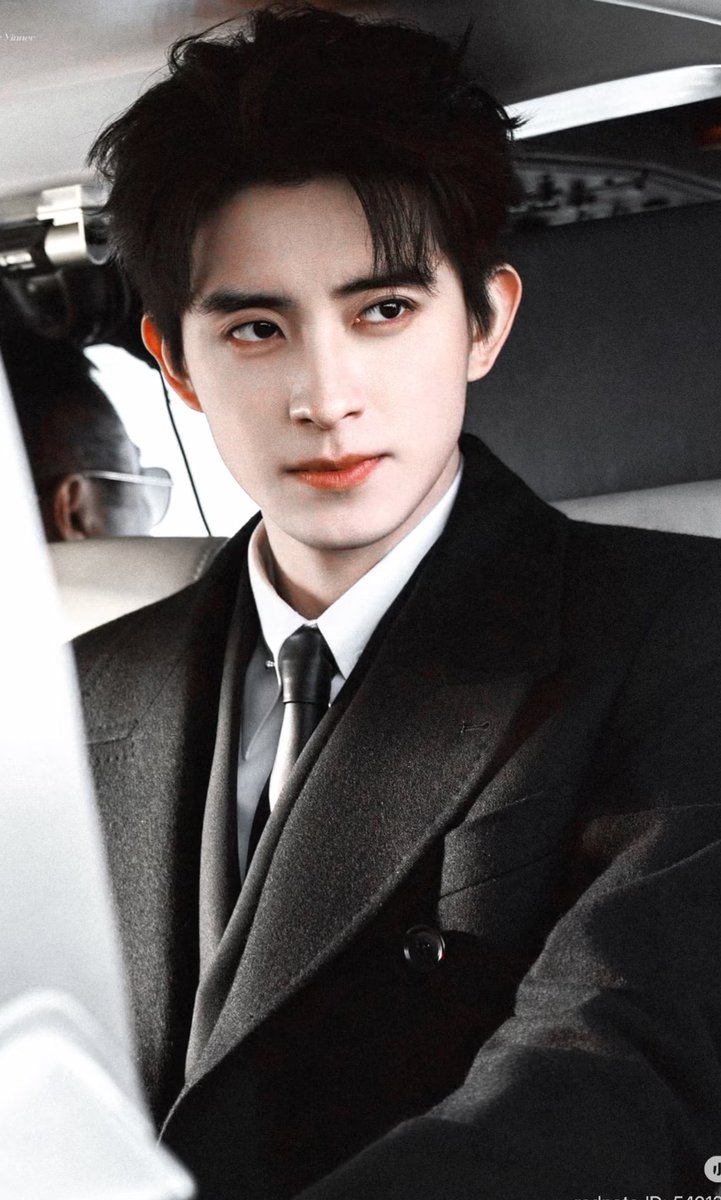 Allcbizmelons's tweet photo. 🍉Tencent’s Costume Drama “Wrong Era/错世”

Adapted from the novel of the same name “Mistaken Era/错世” by Kuang Shang Jia Kuang

Starring: #AoRuipeng, #ZhangMiaoyi

Director: Chen Dan (Against the Current)

Screenwriters: Zhao Tianyou, Ying Zhinan (Are You The One)

#CDrama https://t.co/PKwizG6xBG