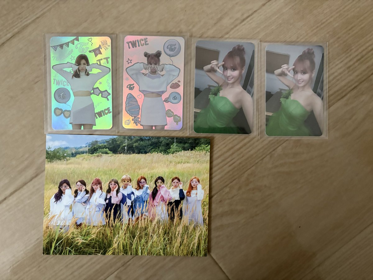 とまと tweet media