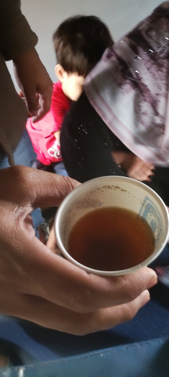 rohit0gupta0's tweet photo. Haf cup black tea 10 rs @IRCTCofficial plz check overchargeing in railway @IrctcR77458 https://t.co/JZ9cmtewTo