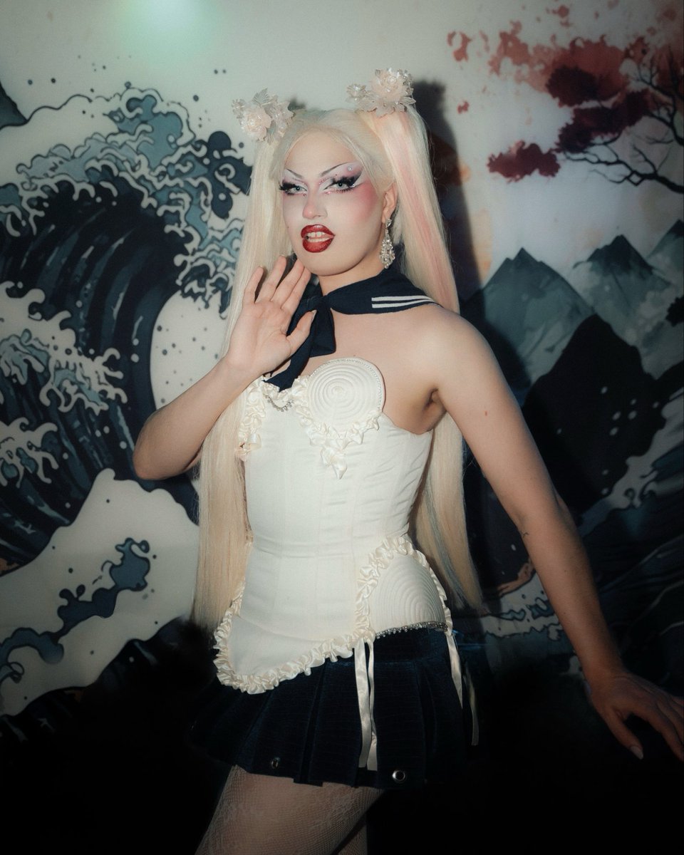 Sailor Moon combatiendo las terfs 🫰🏻✨