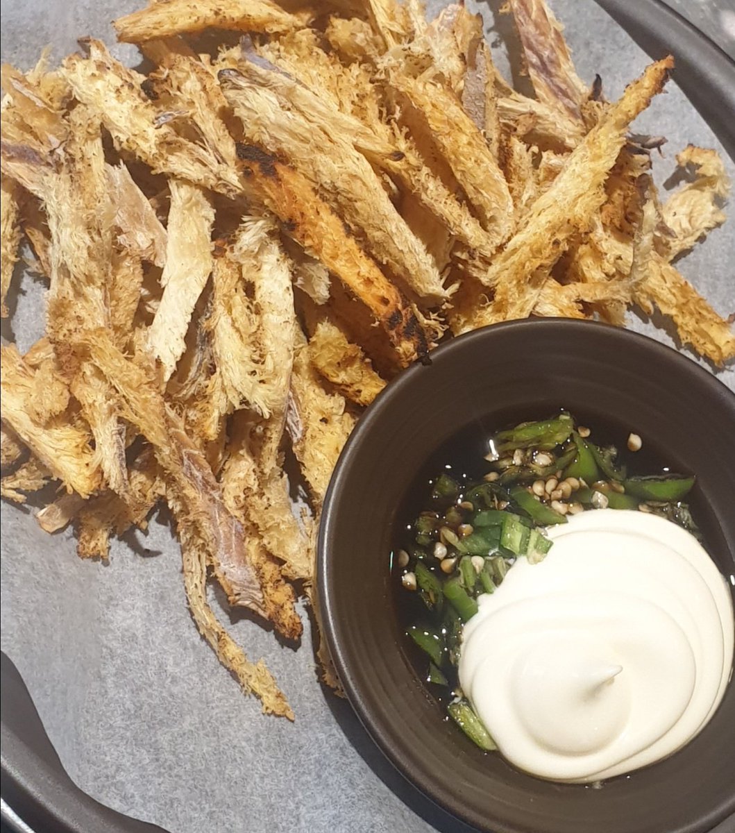 자흔이네 연탄집 tweet media