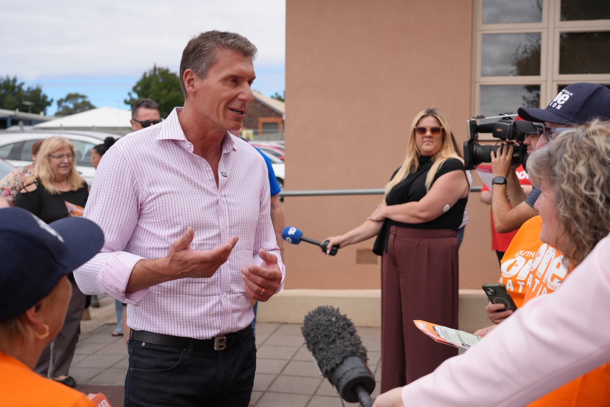 Bernardi tweet media