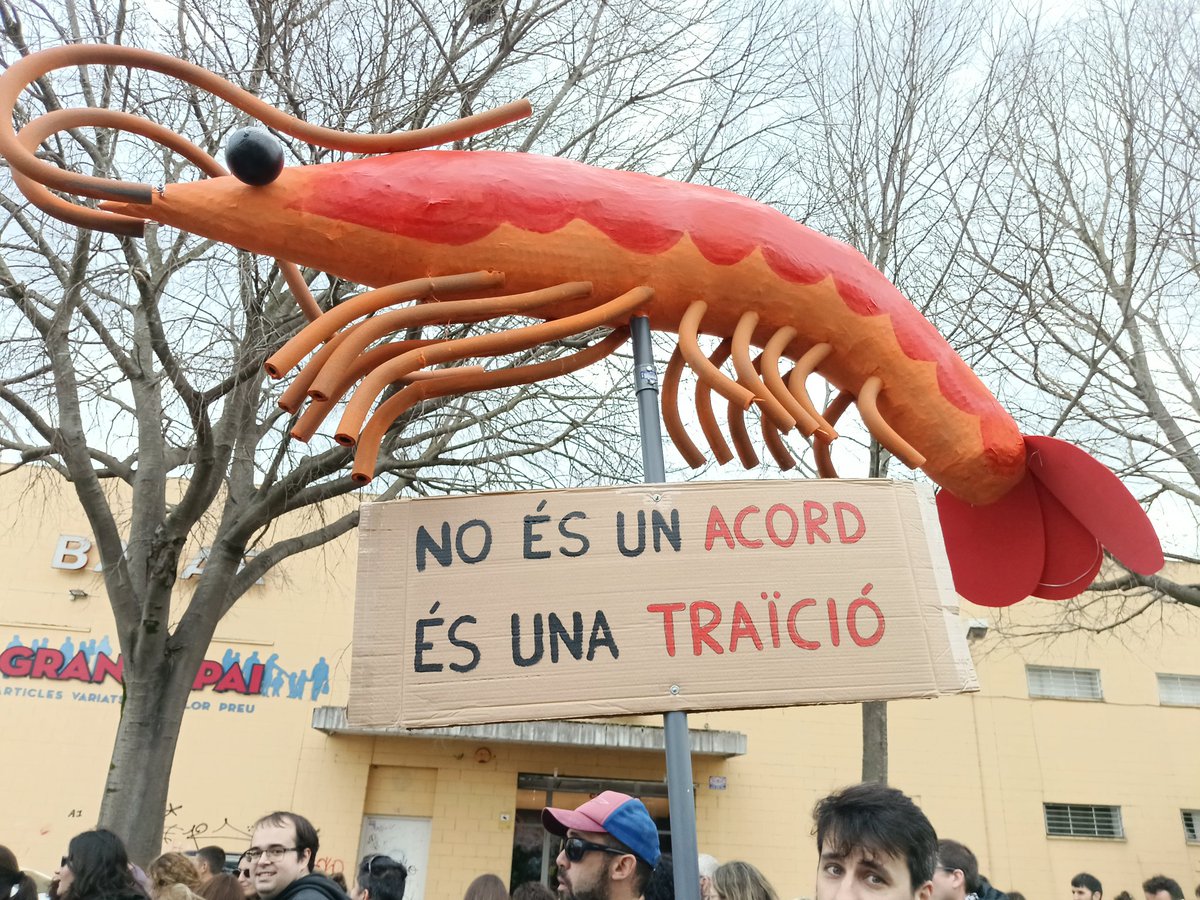 La pancarta del dia.