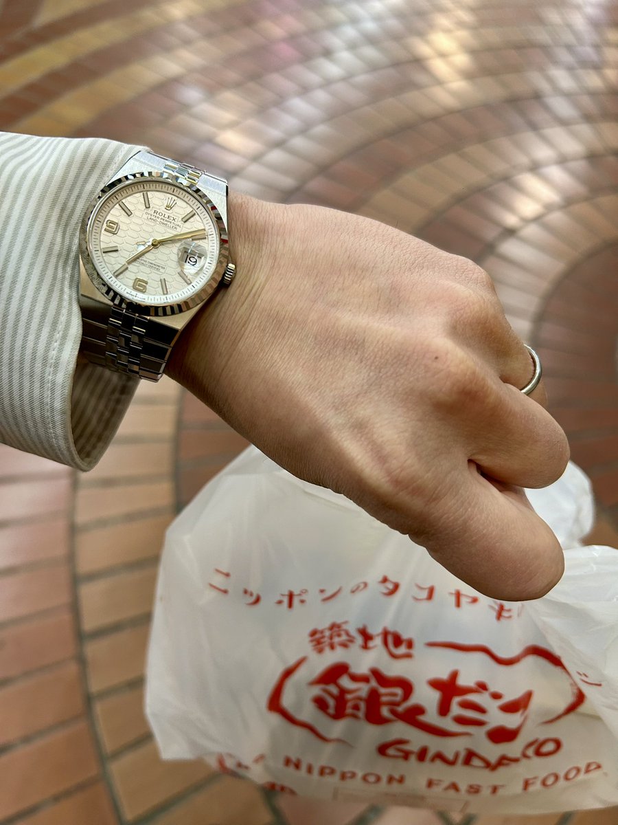 T Time & Tide tweet media