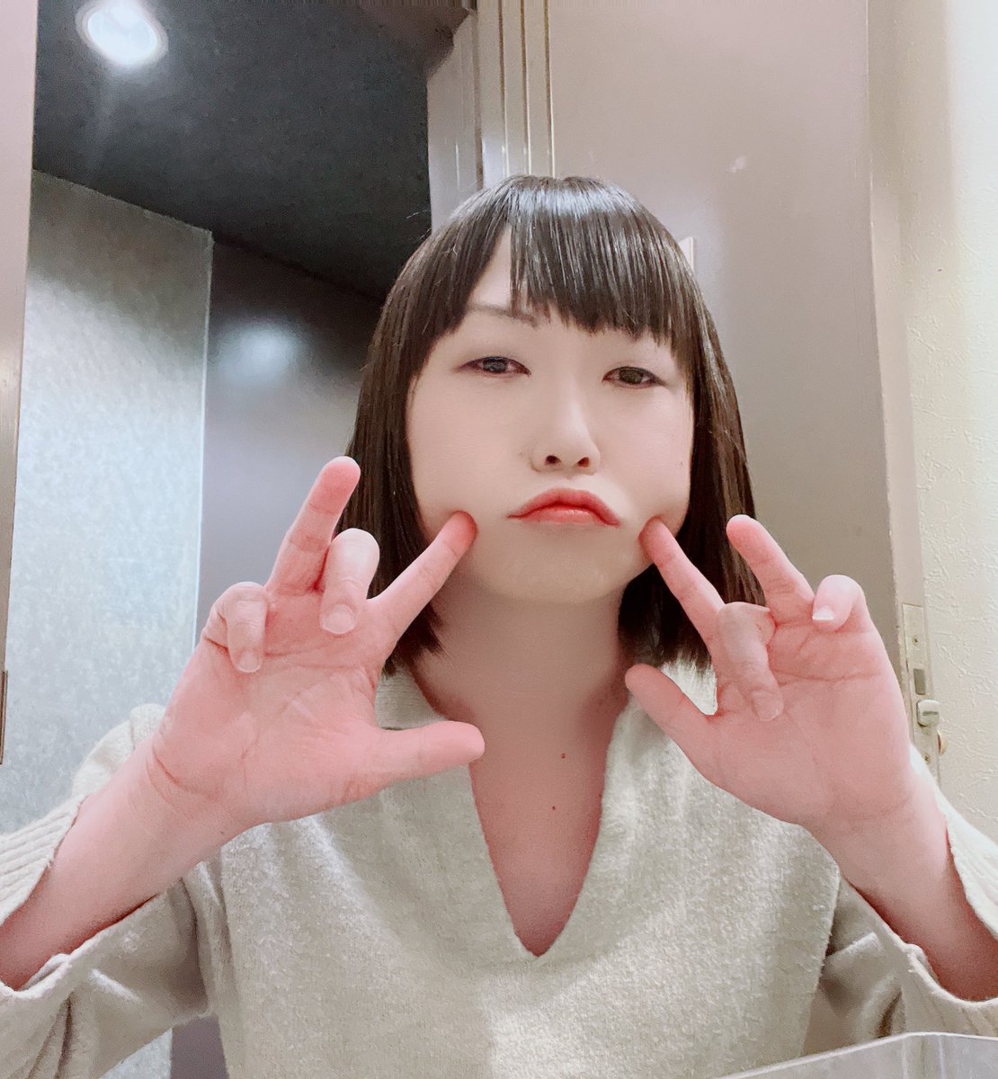 FUNFUNyokohama's tweet image. 3月19日(木)FUNFUNオープンしました♪( ´θ｀)ノ🎤

本日は、まどかちゃん@m_a_d_o555 です

本日もよろしくお願いします
お待ちしております🙇‍♀️

#FUNFUN
#横浜女装BAR

ゆあ@youare7833