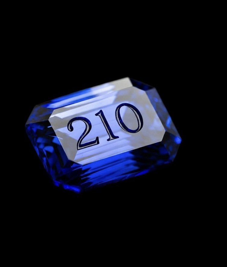 Sapphire210 tweet media