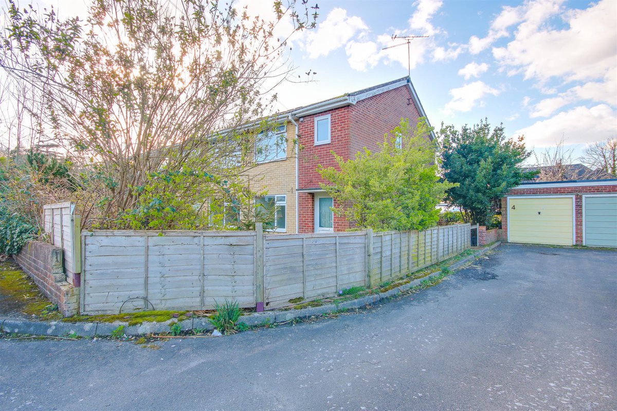 Field Palmer Estate Agents tweet media