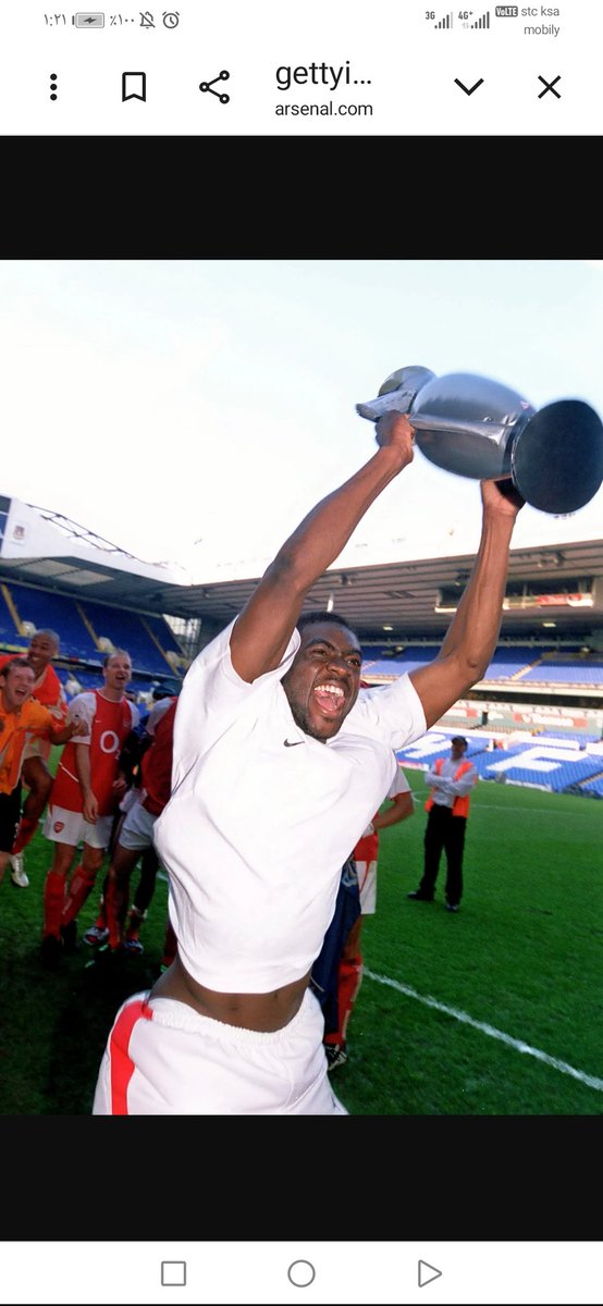 llmy198535's tweet image. Kolo Toure  🎊🎊🎉🎉🎂🎂