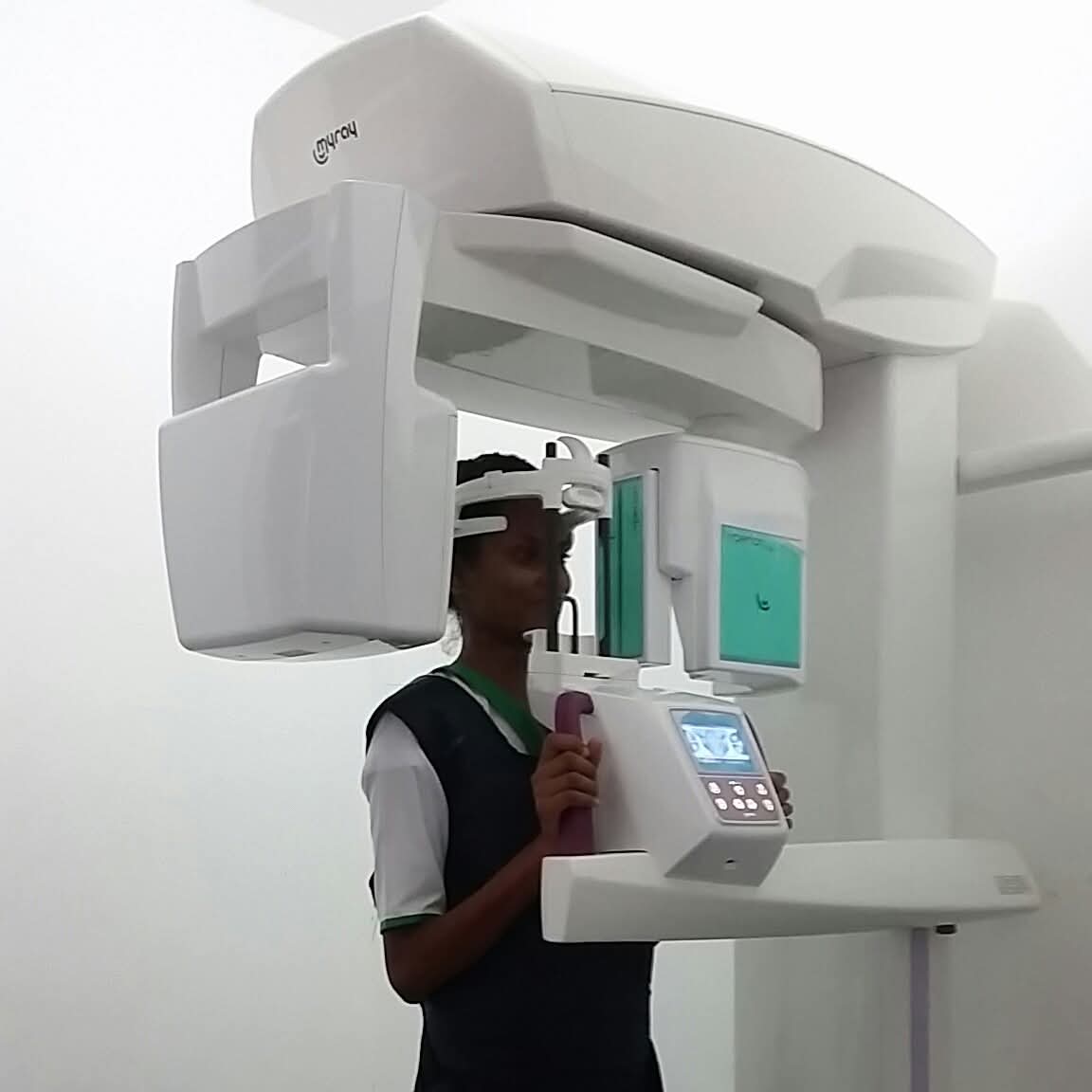 AbdullahFa63952's tweet image. #reer #muqdisho #xamar @BenadirRegion @Gobolkabenadir1 @AqalkaSare @Golaha_shac_JFS #gobolka #benaadir #banaadir 

Ku soo dhawaada isbitaalka oasis qeebta dentalka, ilkaha #xarumaha muqdisho kuwada yaala is kaga soo wareega