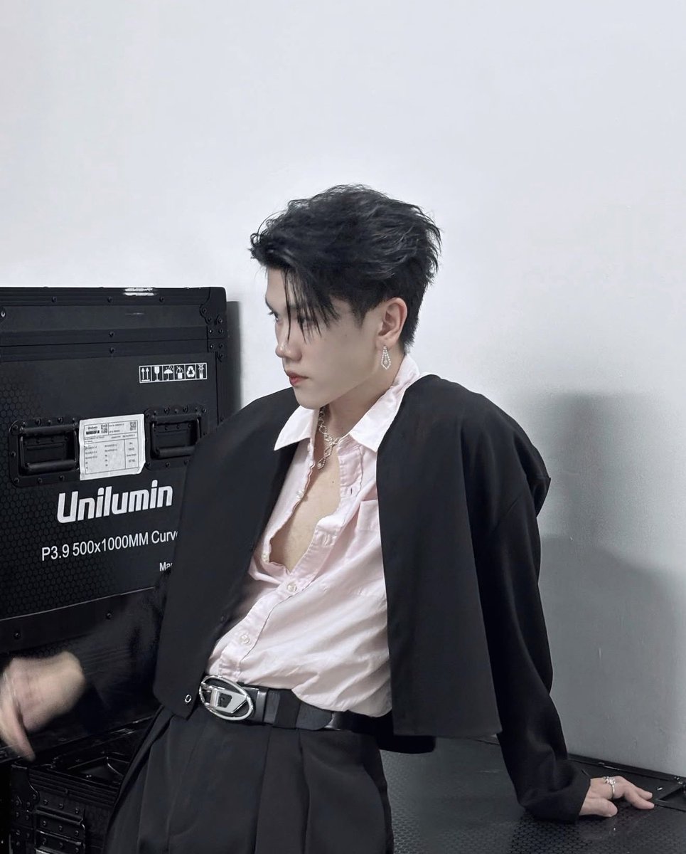 BansupY2z's tweet photo. —— ꜱᴏᴄɪᴀʟ ᴜᴘᴅᴀᴛᴇꜱ (🐰)!

ɪɢ : atotherandt_
( @Chabby24135 )

https://t.co/aUfyvGJKDK

🗓️ : 19/3/26

#Y2Z #ART_Y2Z #ARTChanon https://t.co/FHfr0mhELK