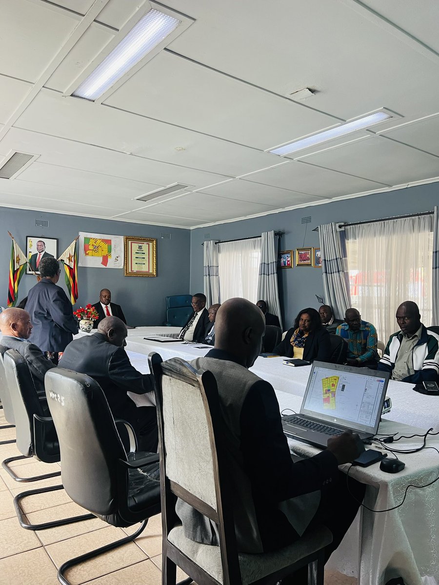 Prof. Paul Mavima tweet media