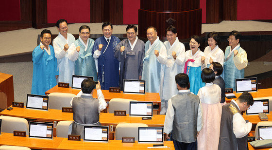 일거척결 tweet media