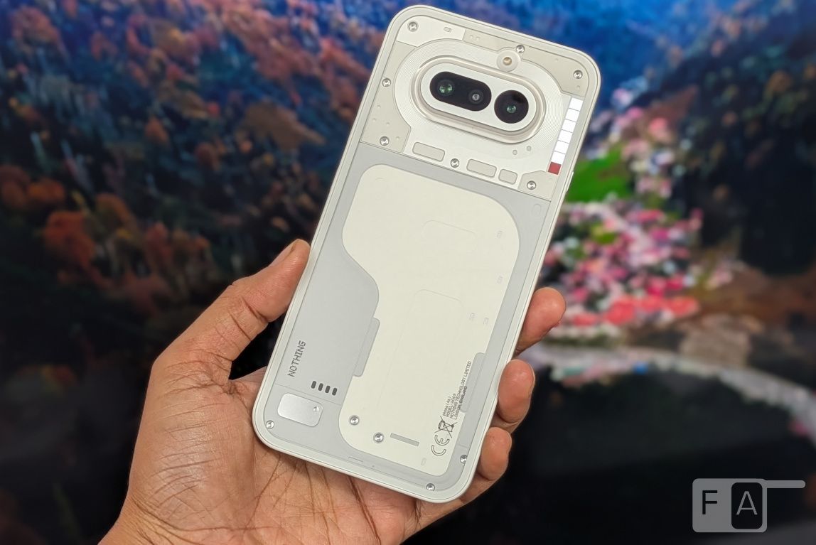 FoneArena Mobile tweet media