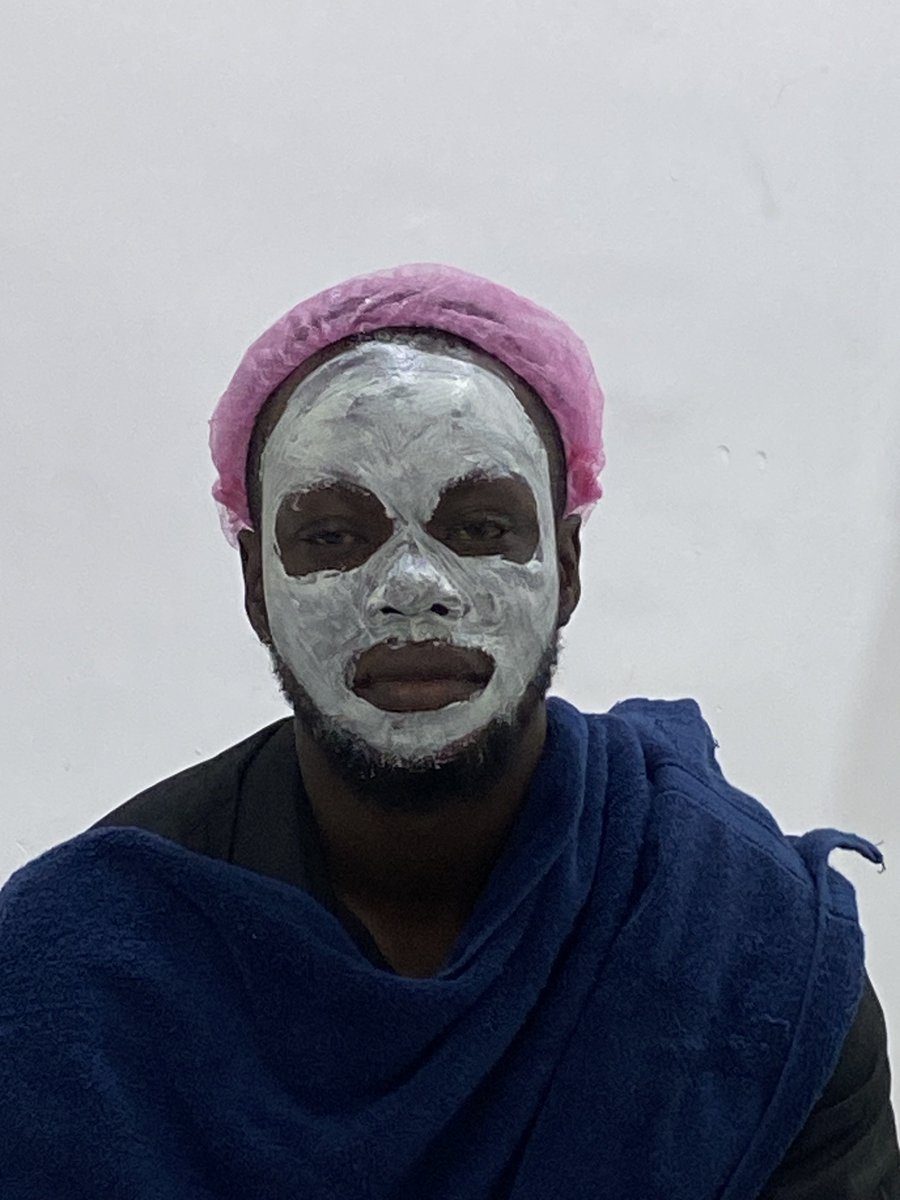 Ajala Victor 👑 | Visual/Brand Designer tweet media