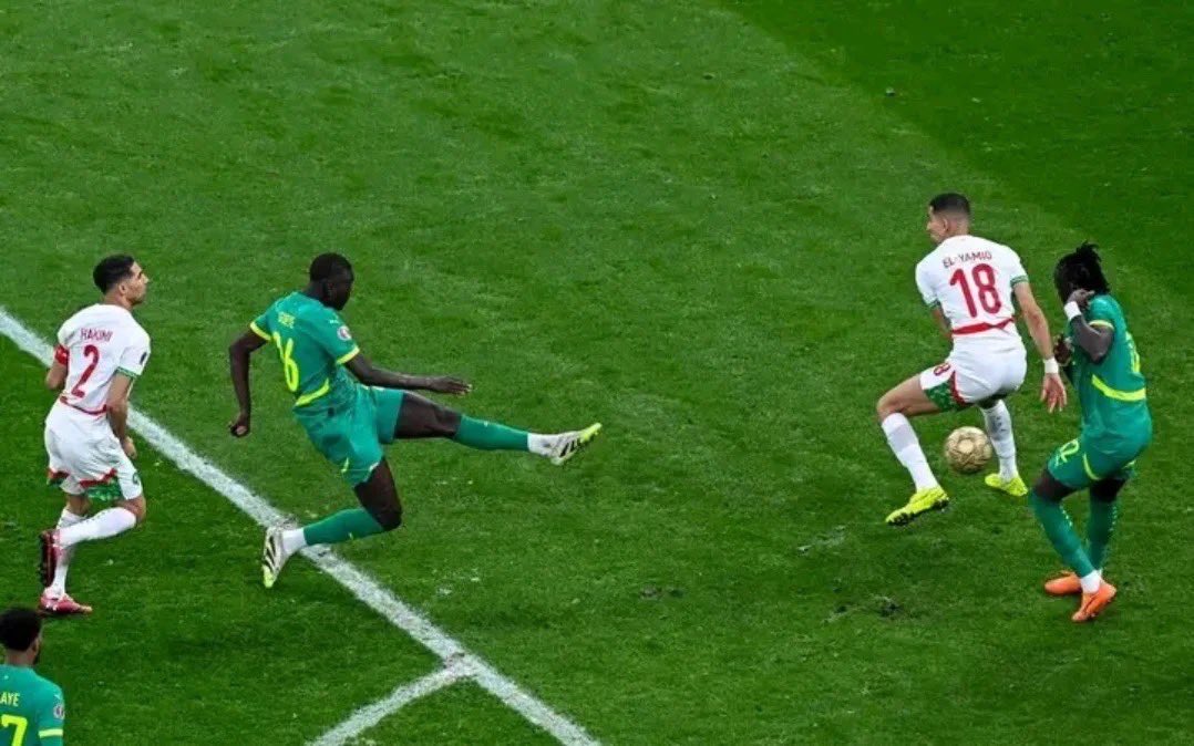 CSS ⭐️⭐️ tweet media