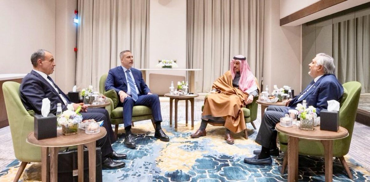Pakistan's Foreign Minister Convenes Diplomatic Talks with Saudi Arabia, Türkiye, and Egypt in Riyadh, Reaffirming Peace and Regional Stability