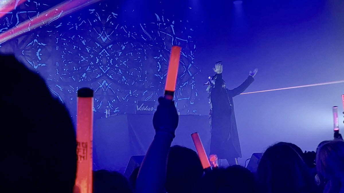 yoouft_ch's tweet photo. had an honour to attend kikuo's concert a couple of days ago, i couldn't not bring zeal pape with me🥹🥹 we had so much fun!! 
#ジールみて #zealmerch #kikuoland https://t.co/2d7ccucuUU