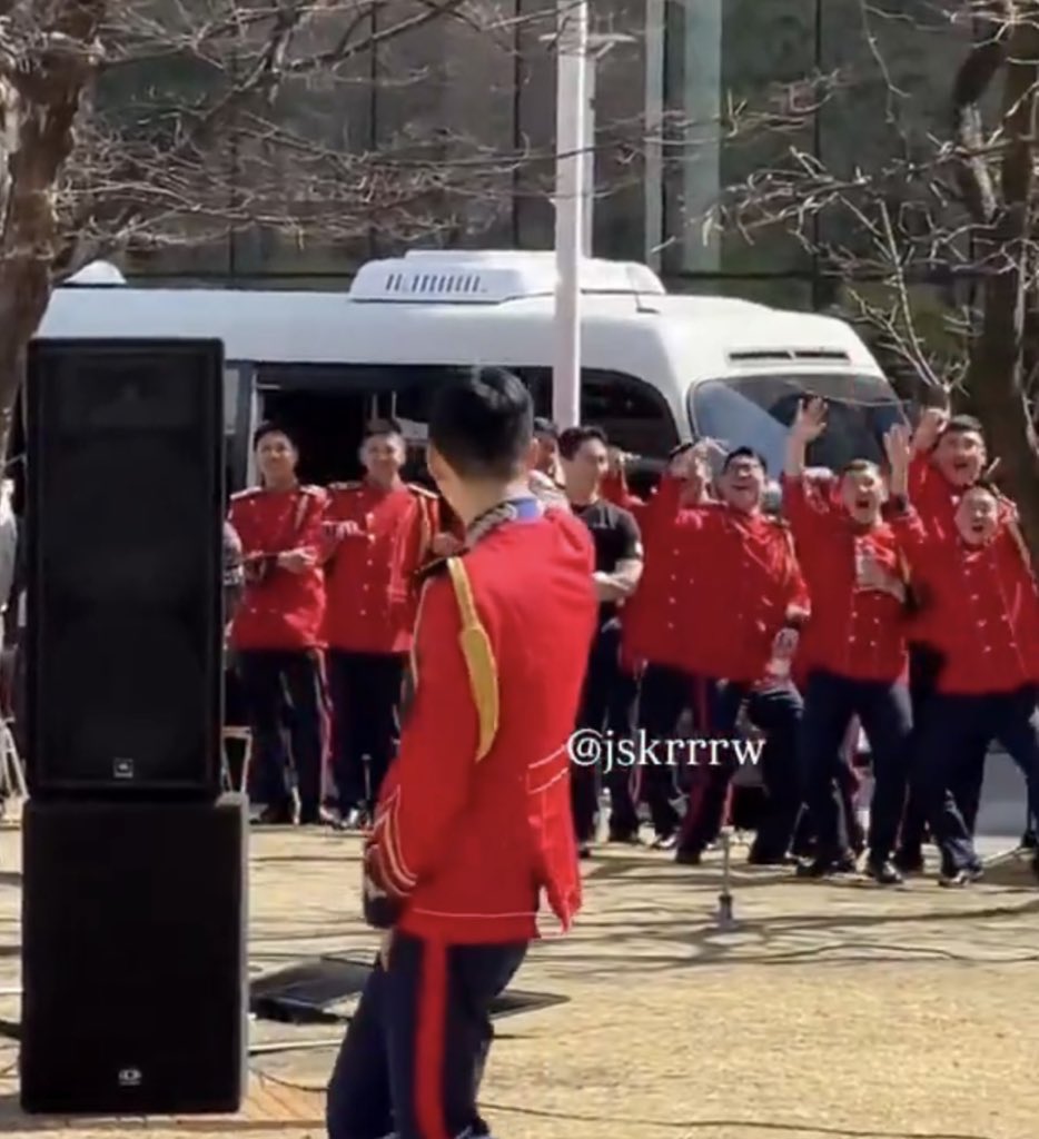 근데 이정도면 육사 공주강아가 맞다
특: 전부 다른 날