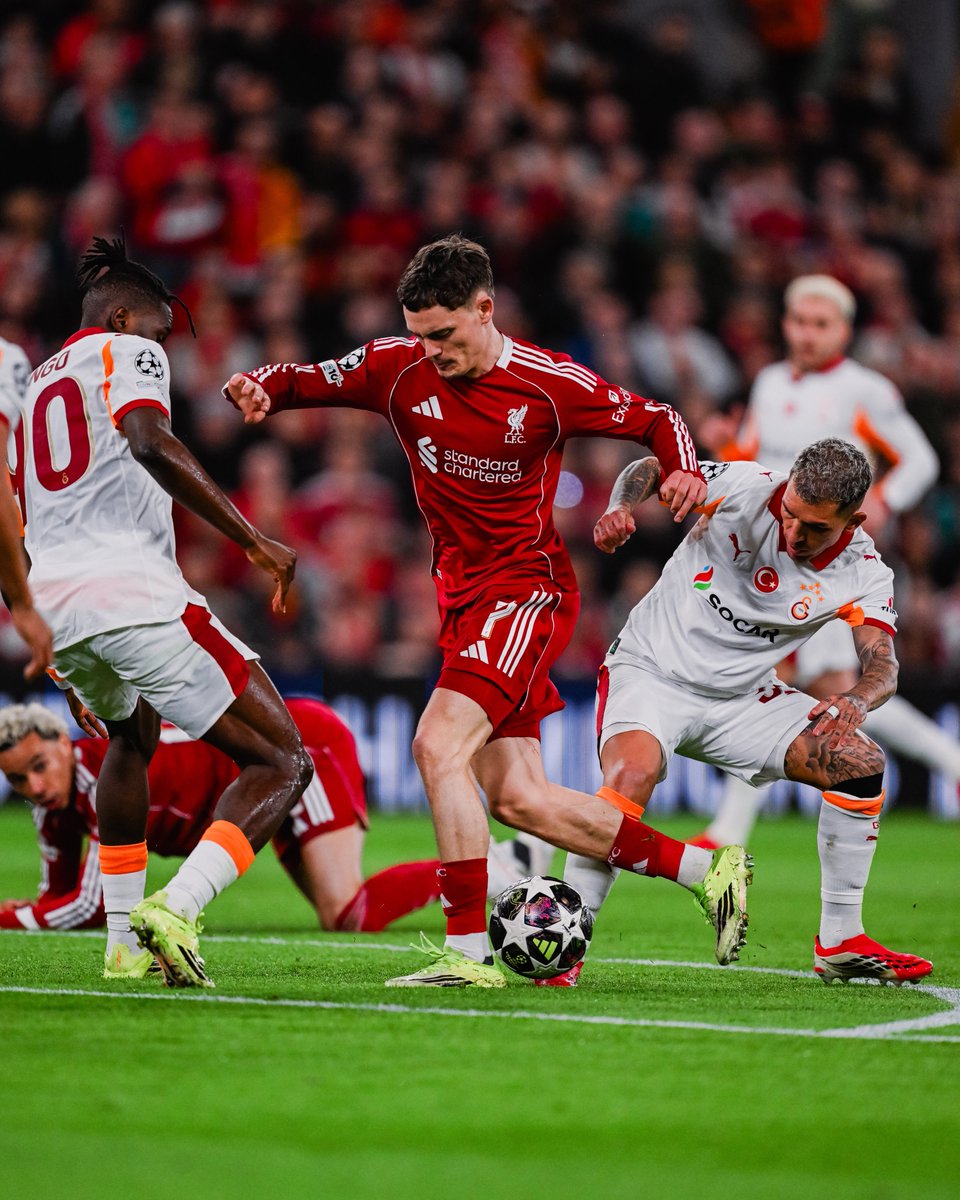 Liverpool FC tweet media