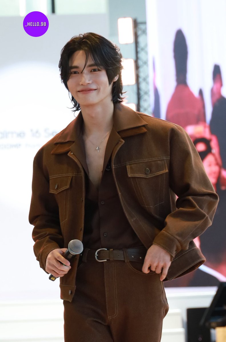 _Hello.98 tweet media