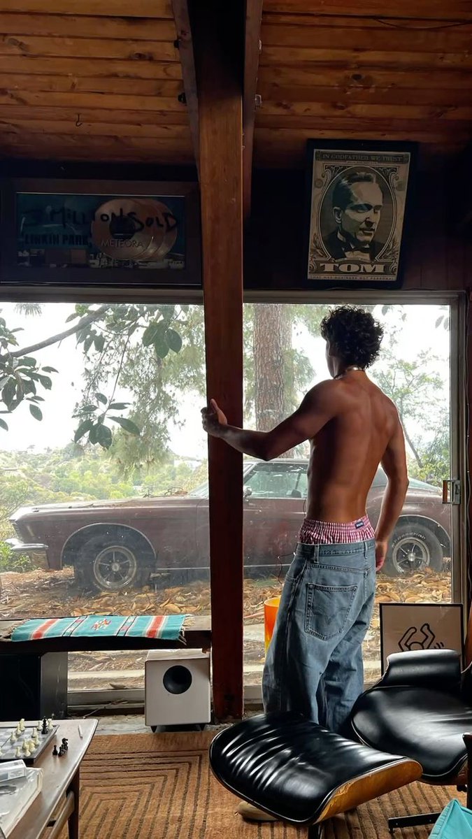 Men's Aesthetic tweet media