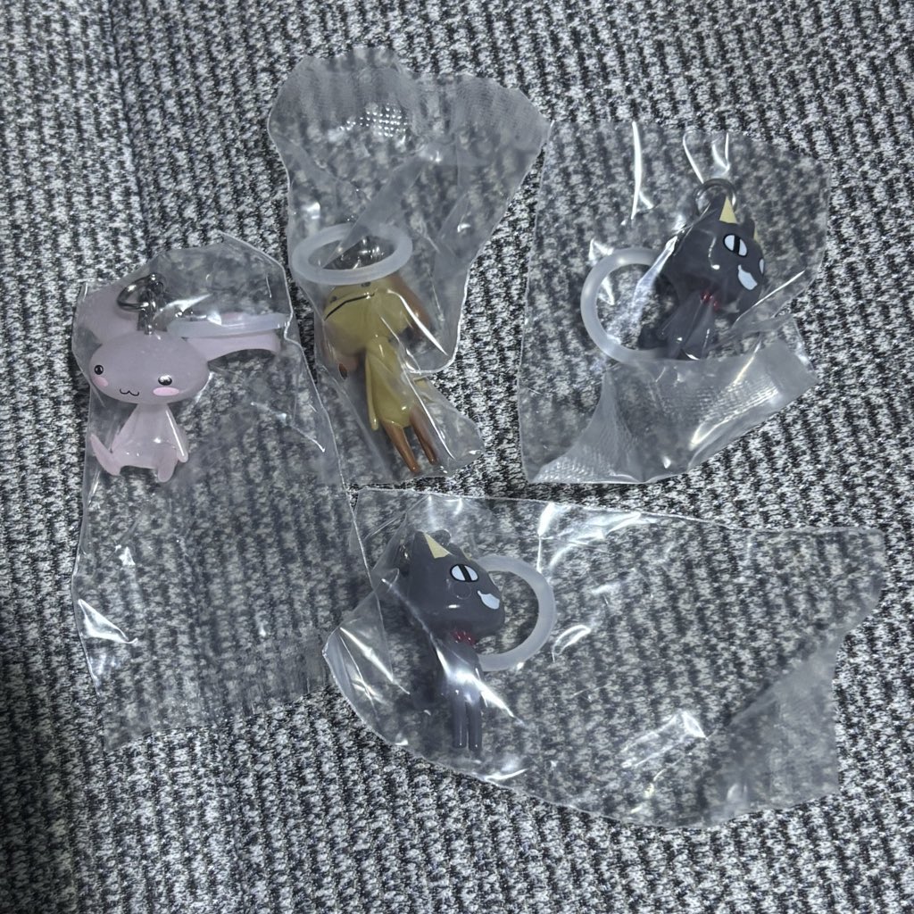 ろみまる tweet media